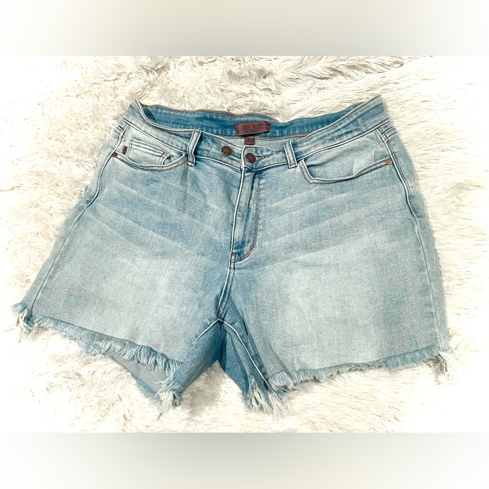 Judy Blue Faded Light Blue Frayed Hem Denim Shorts